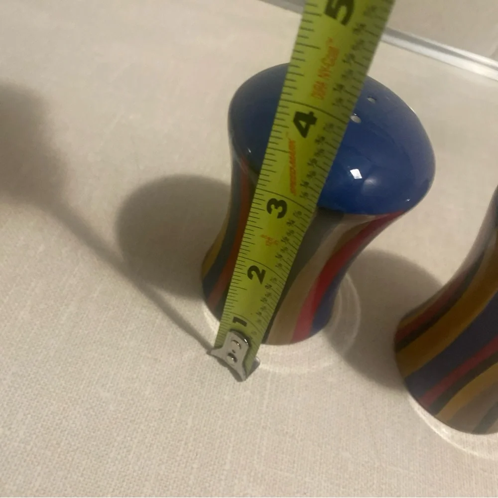 Vintage 2004 Enesco By Erin Donell Salt & Pepper Shakers‎ Set Of 2 Multi Striped